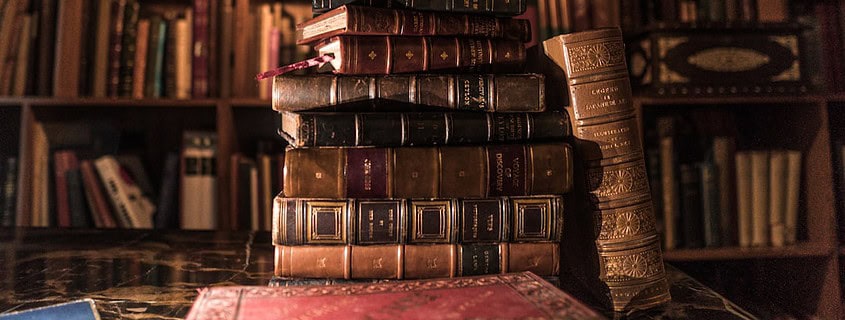 Photo Vintage bookshelf